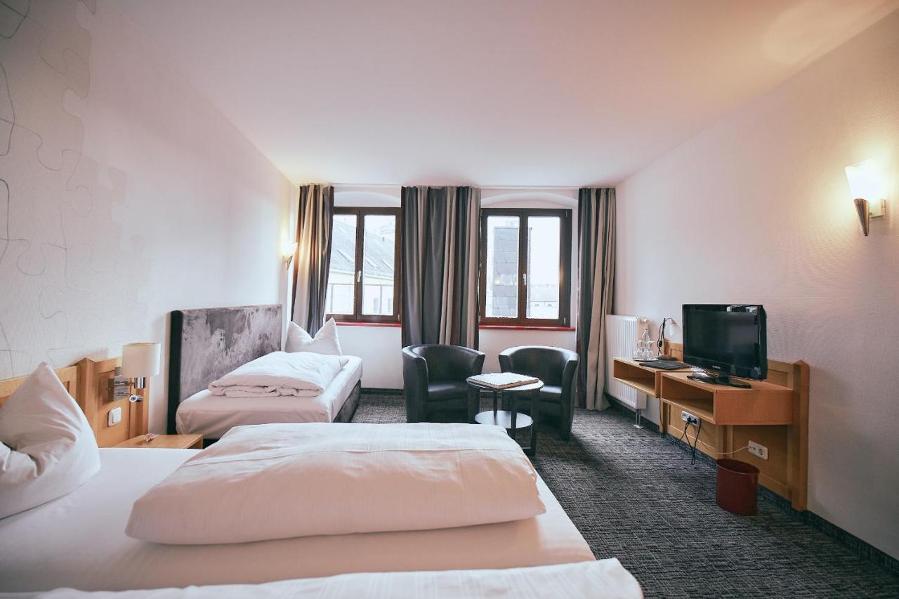 Hotel Roter Hahn ريغنسبورغ المظهر الخارجي الصورة