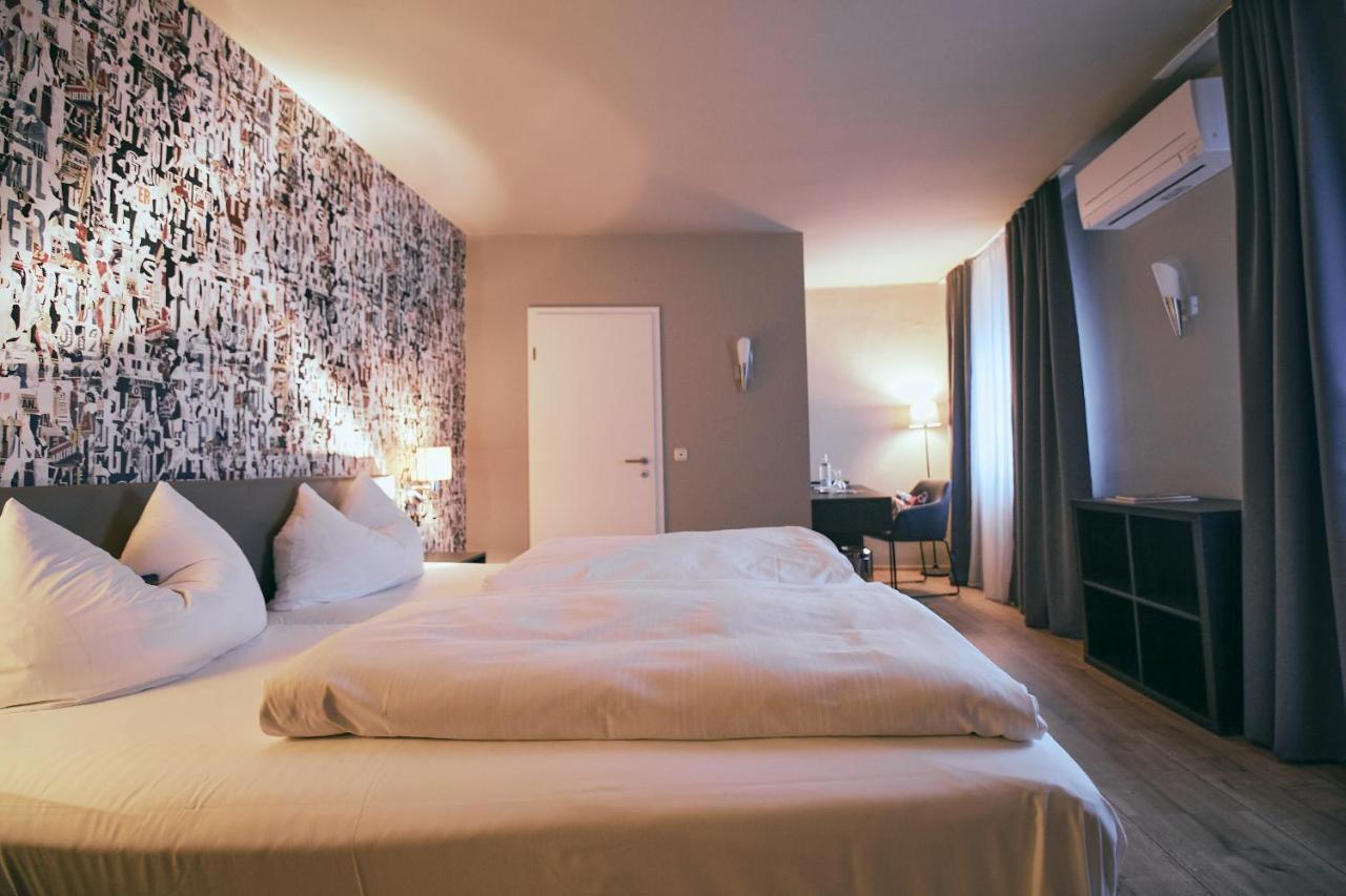 Hotel Roter Hahn ريغنسبورغ المظهر الخارجي الصورة