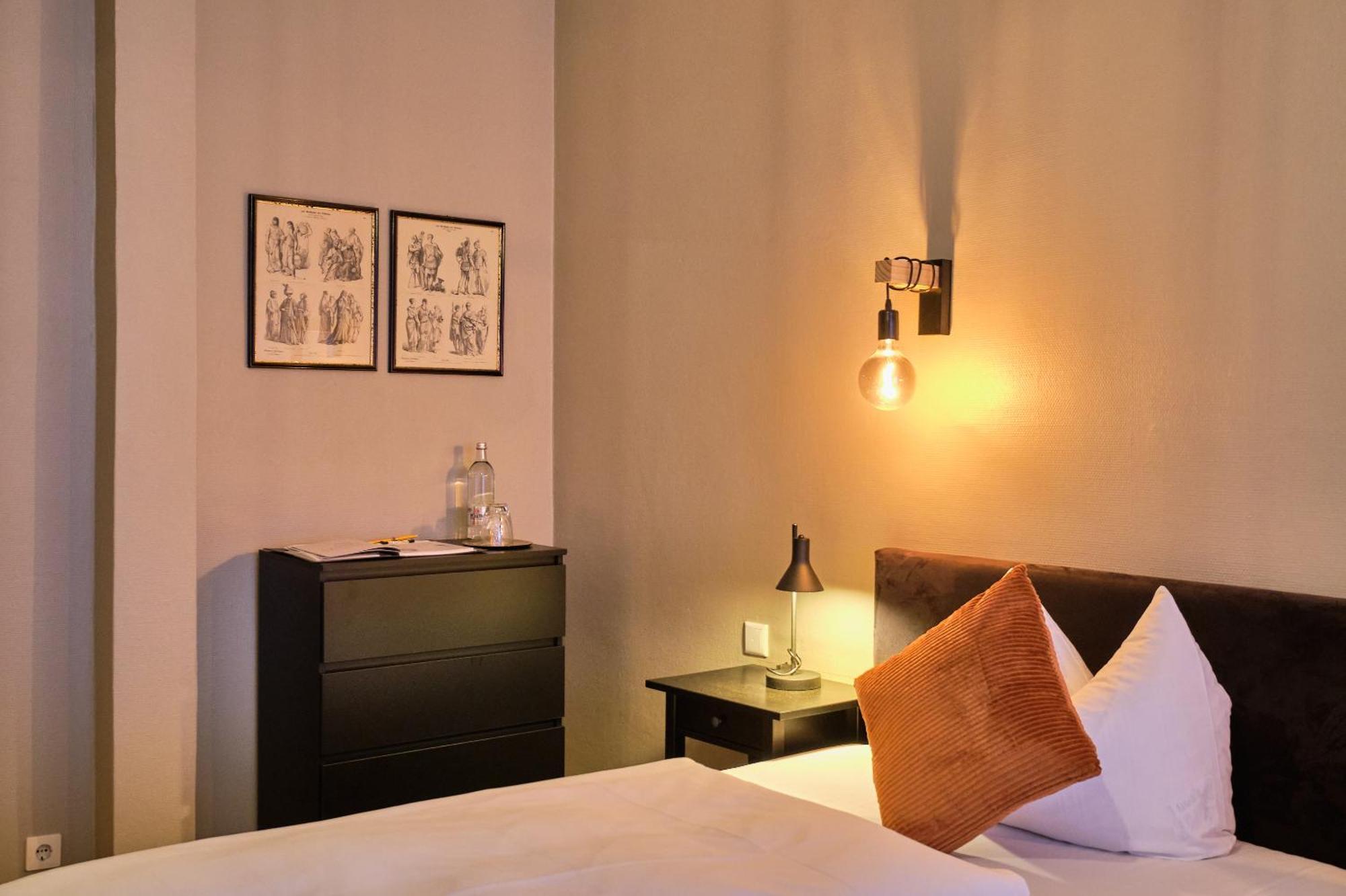 Hotel Roter Hahn ريغنسبورغ المظهر الخارجي الصورة