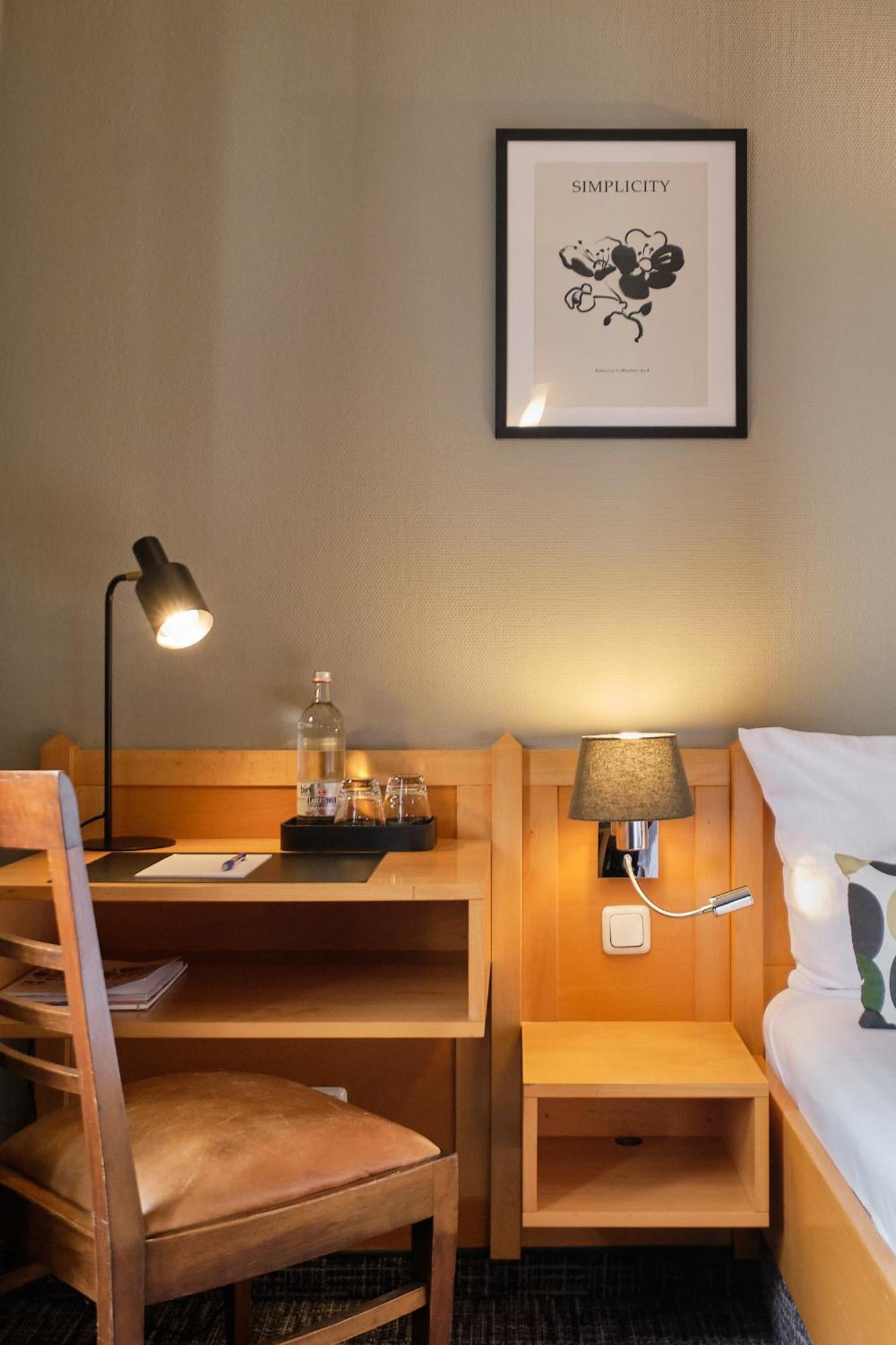 Hotel Roter Hahn ريغنسبورغ المظهر الخارجي الصورة