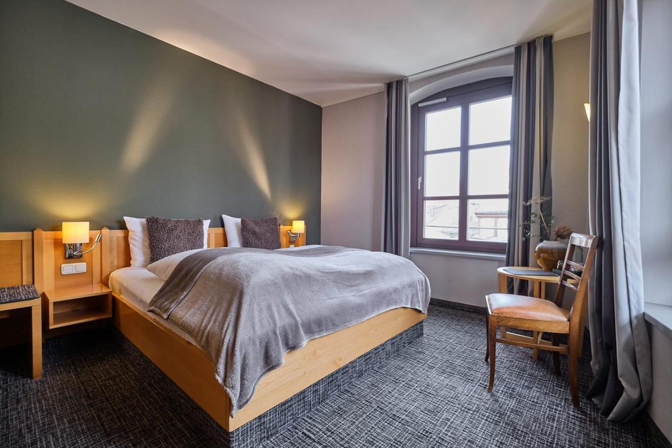 Hotel Roter Hahn ريغنسبورغ المظهر الخارجي الصورة